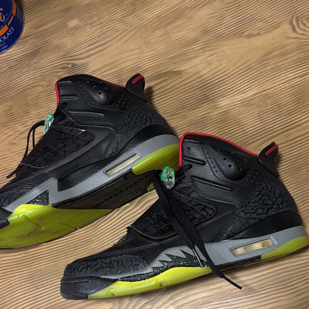 Jordan son of mars Marvin the Martian - Picture 3 of 6